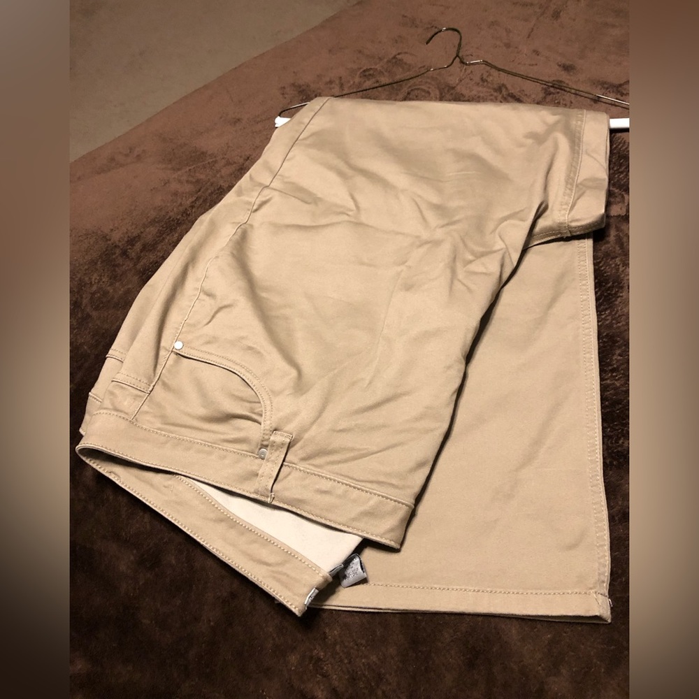 Catherine’s sateen stretch jean (tan) 32w